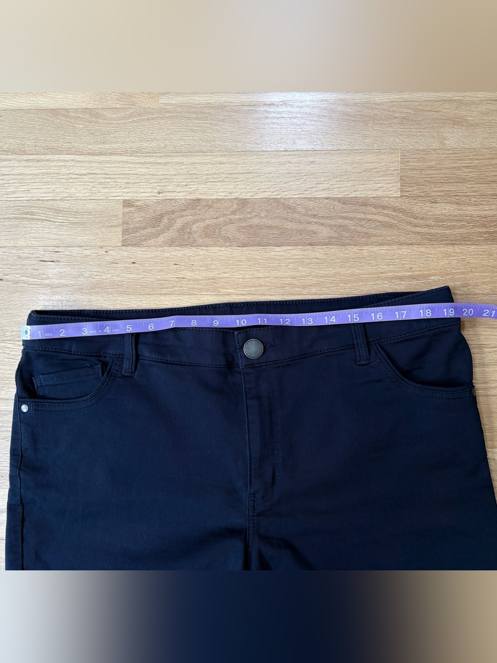 CJ Banks Navy Blue Bermuda Shorts Size 16W in Excellent Condition - Picture 5 of 7